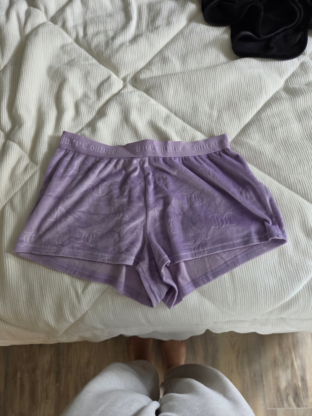 Juicy Couture Lilac Velour Lounge Shorts